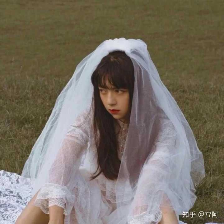 有没有带头纱的女生头像?
