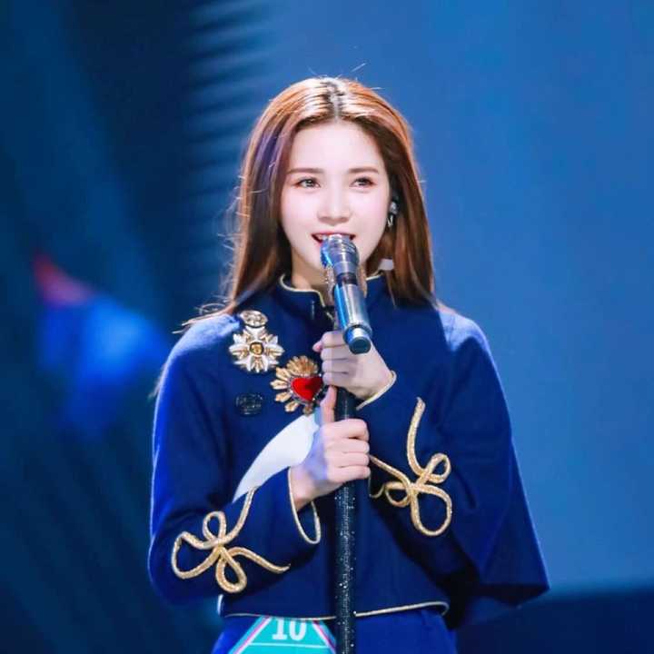 如何评价创造101的罗奕佳?