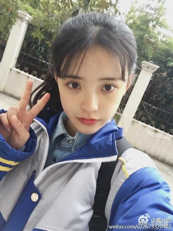 你见过最有气质最漂亮的高中女生长什么样?