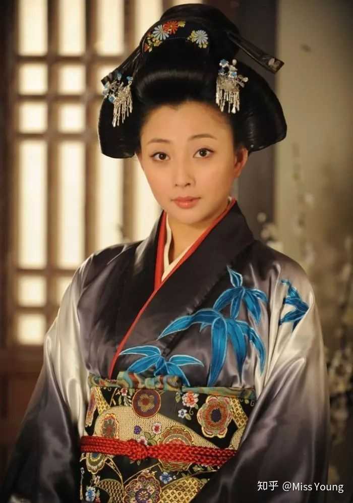 如何评价演员殷桃?