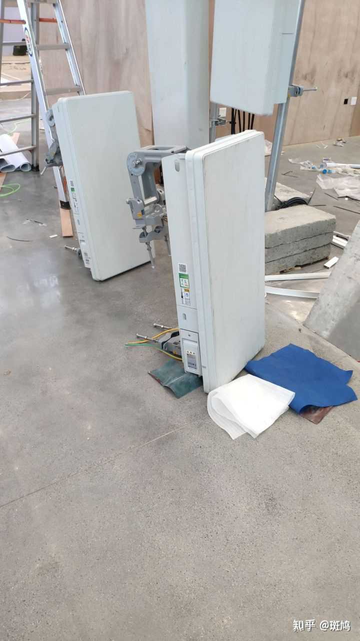 华为aau,其他没见过,bbu是5900没拍照