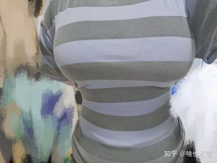 158,140斤……可能还会比140胖点………………高一,16岁胸是38g我疯了