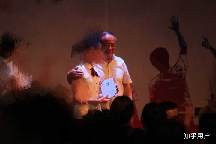 杭州文澜中学校长任继长有没有猥亵女学生?