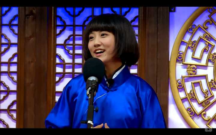 女生说相声为什么穿不得大褂?