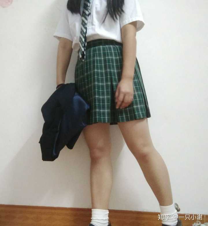 想问一下身高150,体重100可以穿jk制服嘛?