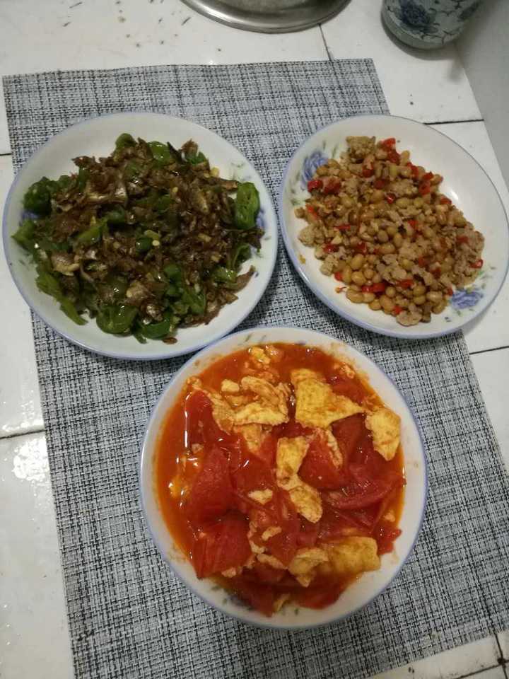 为什么大多数人喜欢在家里吃饭?