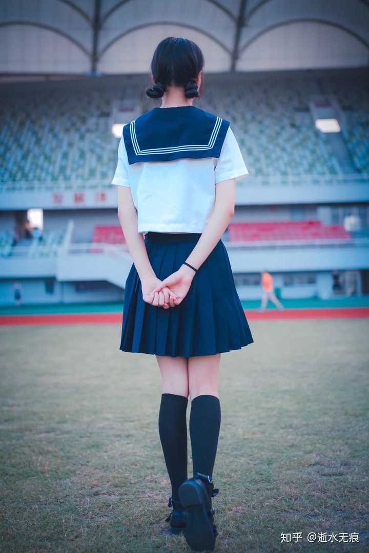 男生如何看待女生穿jk制服?