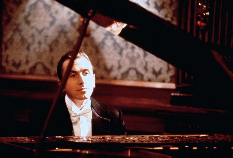《海上钢琴师》的男主1900是不是"懦夫?