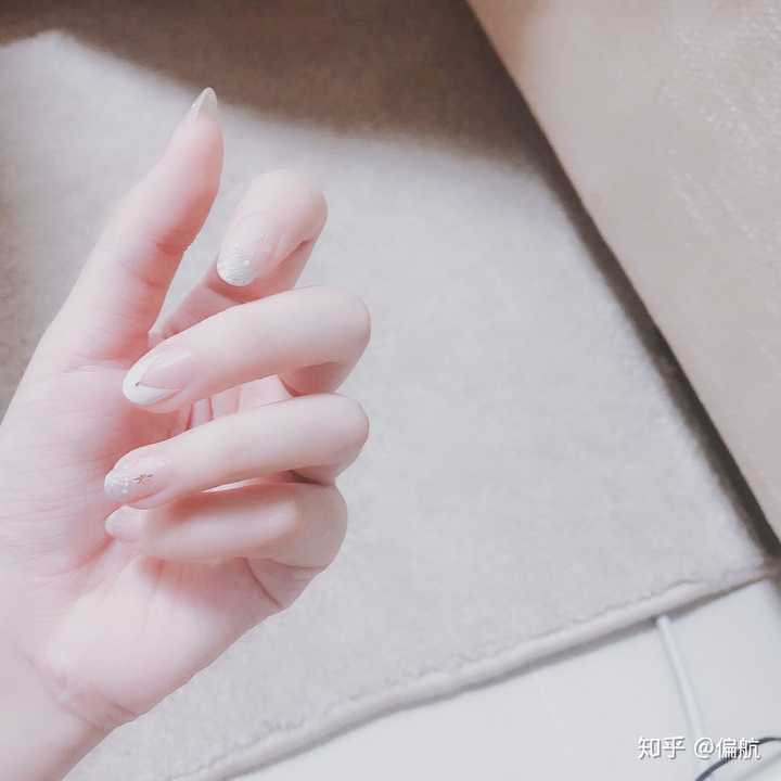 女生的手怎样变好看?