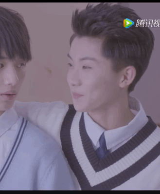 演技的话,马嘉祺同学果然没让我失望,小细节把握的很好,语气自然,真