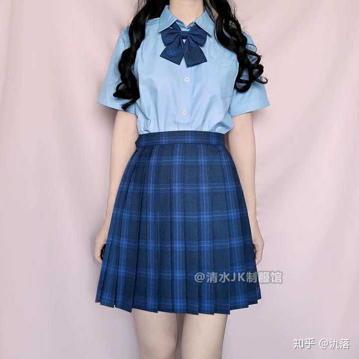 有什么适合学生党的jk制服/lo/汉服吗?