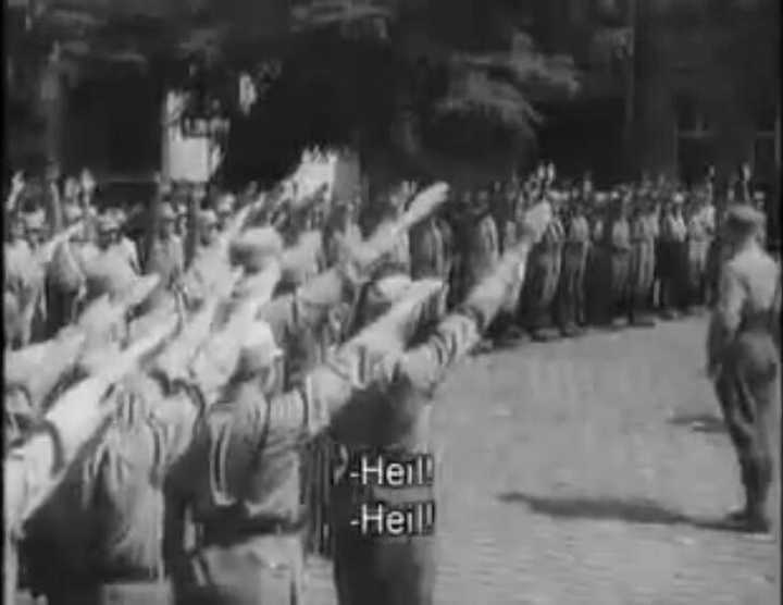 一个纳粹分子在敬礼时,应该喊sieg heil还是heil hitler?还是都行?