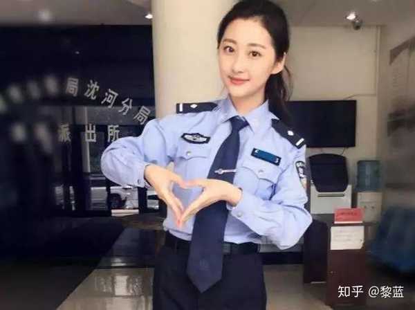 "我不是女神,请叫我女警察!"