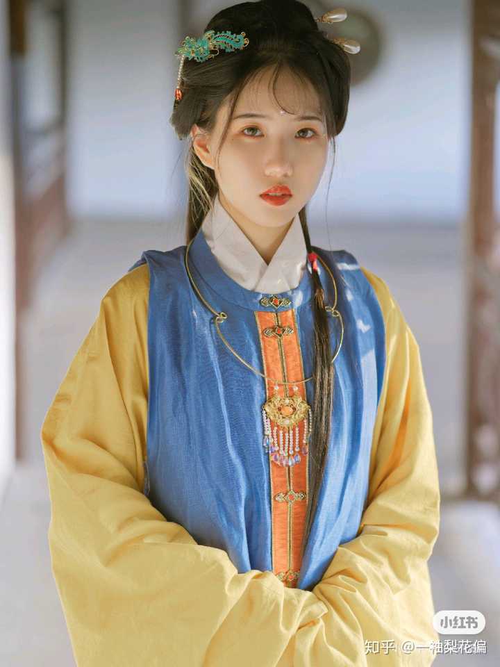 古代农民的衣服是不是汉服,如果不是,是什么;如果是,自称复兴汉服的