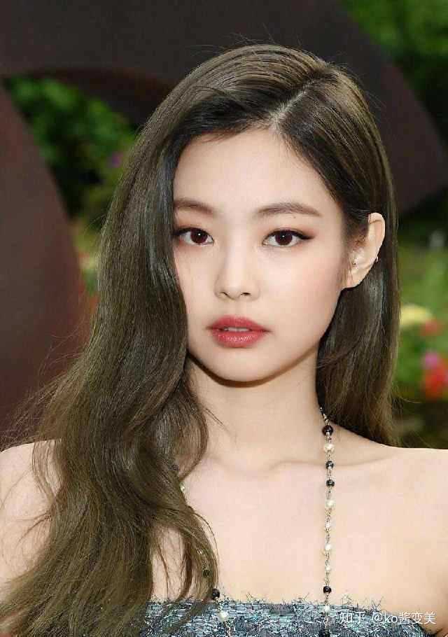 blackpink的jennie真的有那么高级脸吗?