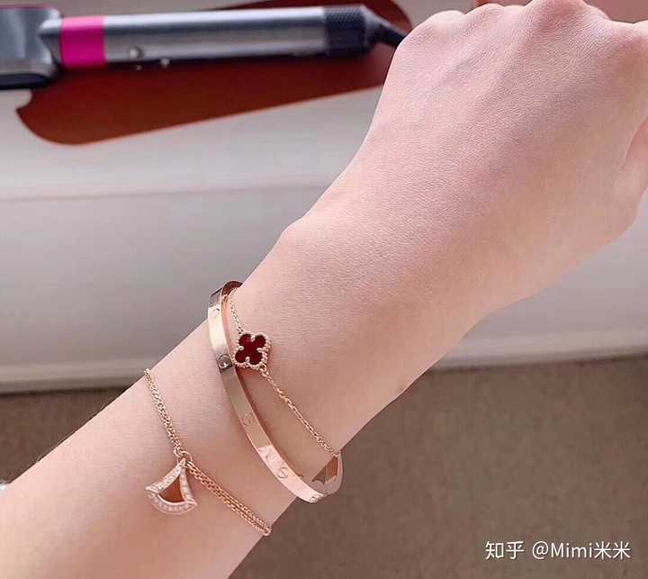 有哪些好看的叠戴的手链?