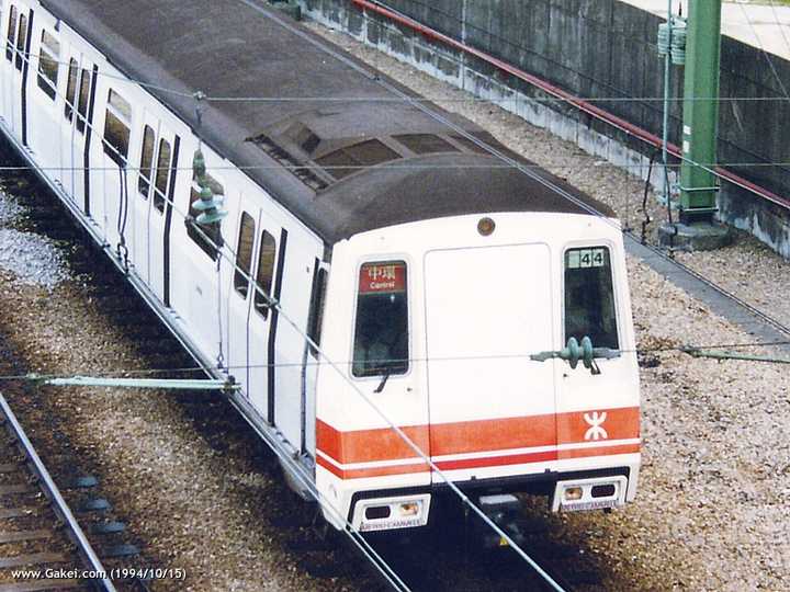 英国都城嘉慕(metro cammell) 制造的地铁列车