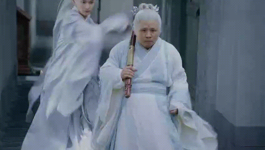 最开始看到王瑞昌在《双世宠妃》,就这个发型,我觉得不是第一眼的帅还