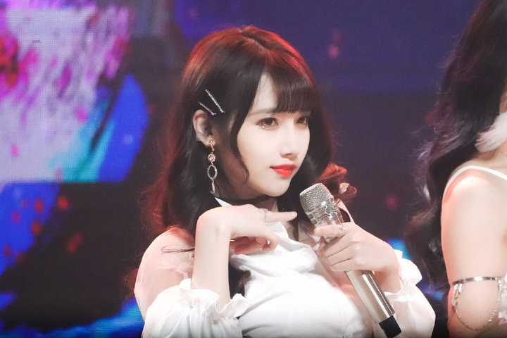 为什么《青春有你 2》有很多人第一眼就 pick 宋昕冉?