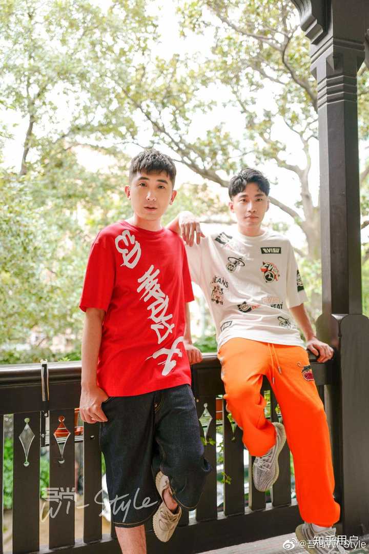 求尚九熙何九华好看的照片?