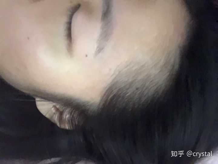 女生鬓角头发多且浓厚是一种怎么样的体验?