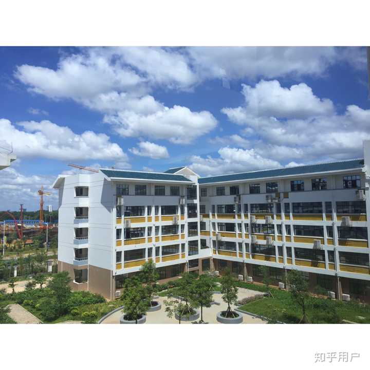 在邕宁高中就读是怎样一种体验?