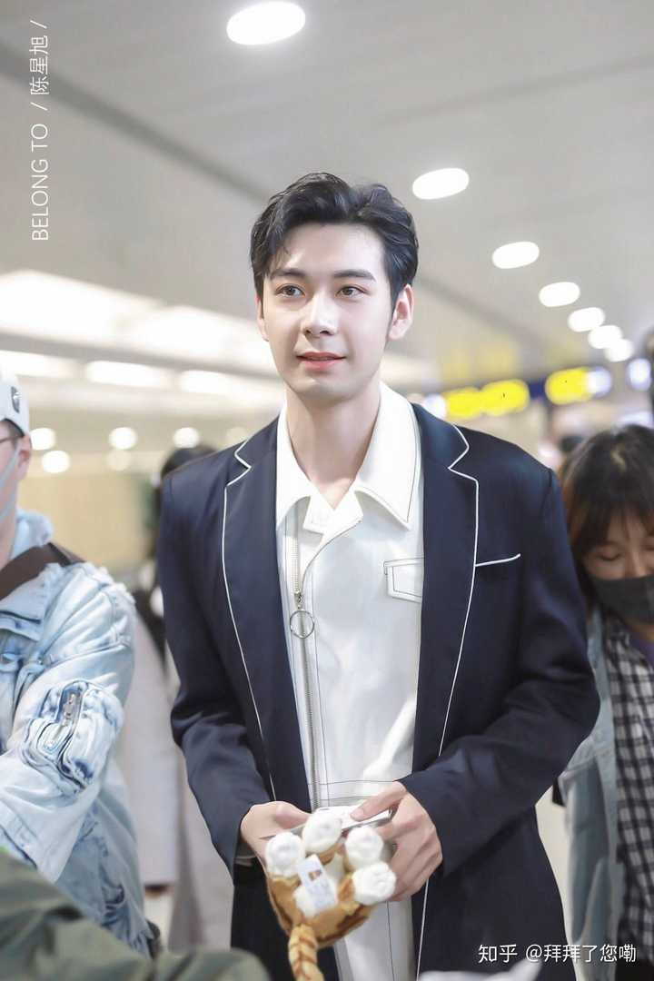 如何评价陈星旭的长相