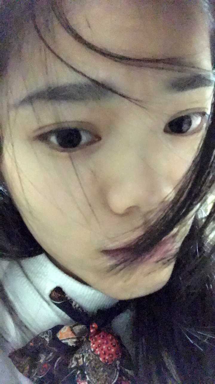 全是些弄着玩的不正经的自拍