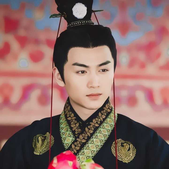 你觉得古装男演员谁最好看?
