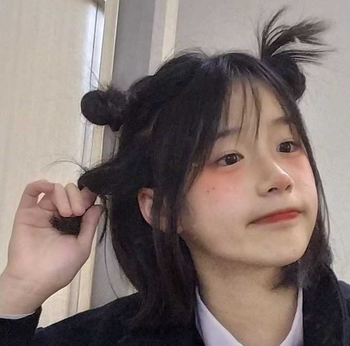 有没有好看的三人闺蜜头像(要真人,不要动漫)?