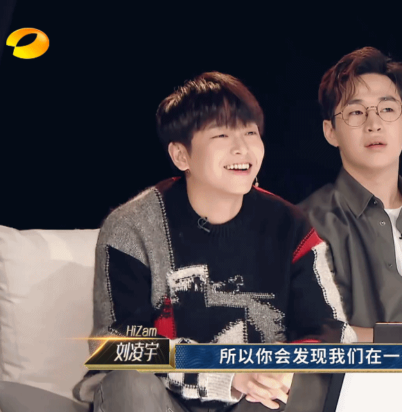 如何评论彭昱畅的长发造型?