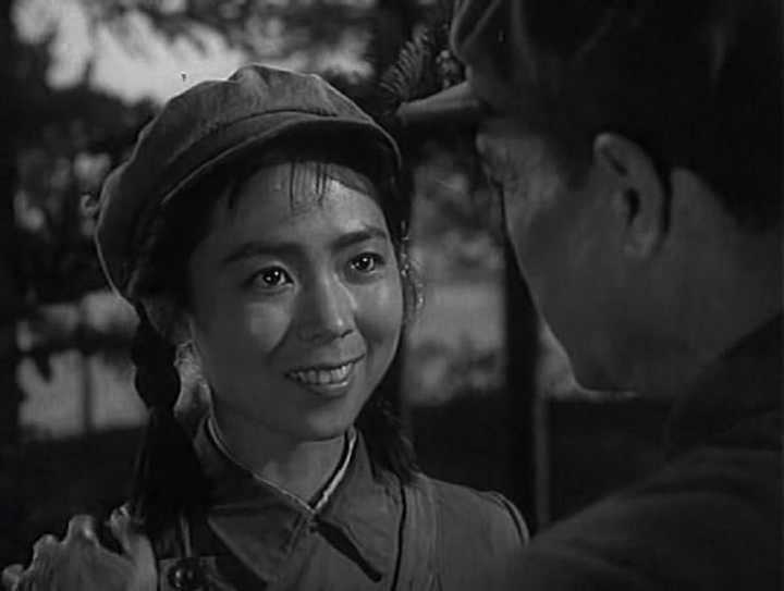 京东 去购买 三,《英雄儿女》 长春电影制片厂出品 黑白故事片 1964