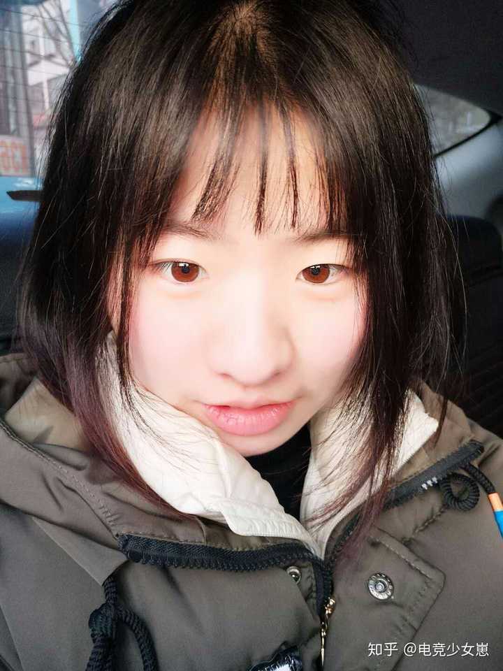 有哪些可爱女生的素颜照?