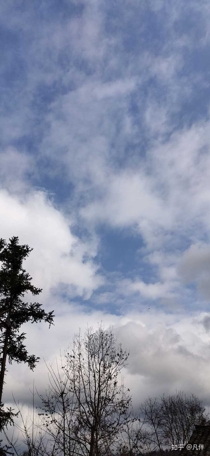 把你们觉得手机里面最好看的风景图发出来吧 要自己拍
