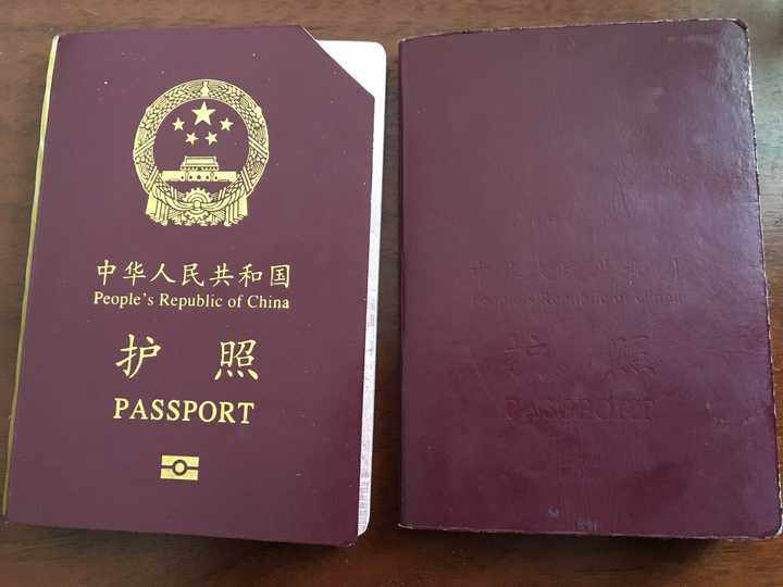 我慢慢地给他们解释各国对于中国护照的签证政策以及签证要有多难才能