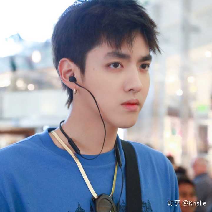 吴亦凡 真的我就觉得他是世界上最帅的人 多图预警 随便拿几张图(均