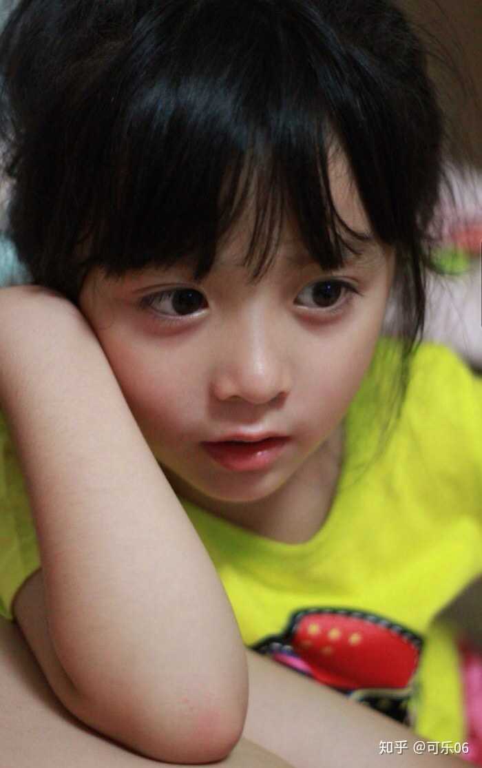 你见过最漂亮的女生长什么样?