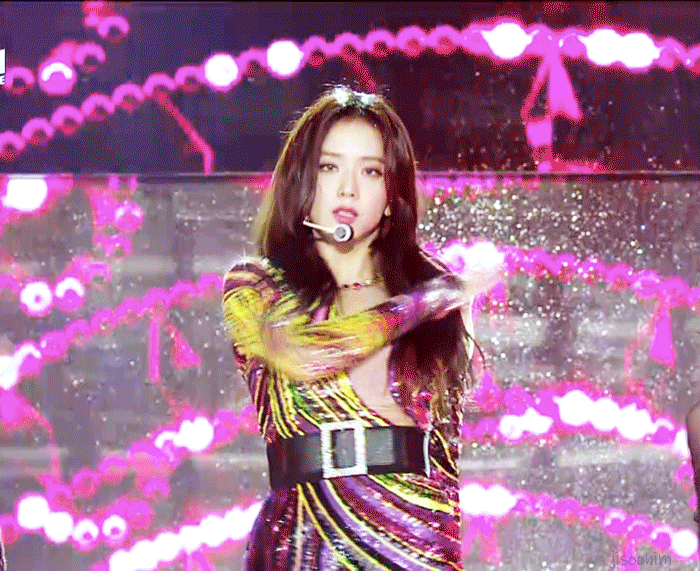 有没有人客观评介blackpink jisoo的样貌?