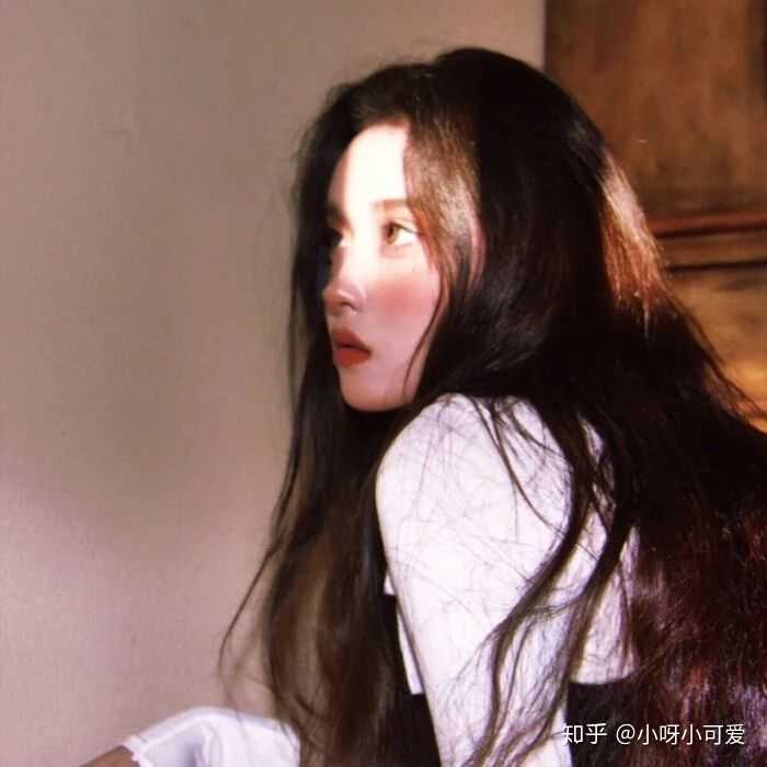 女孩子突然换微信头像是为什么?
