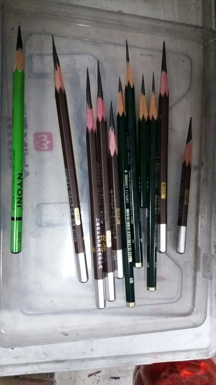 素描前削铅笔有哪些技巧?
