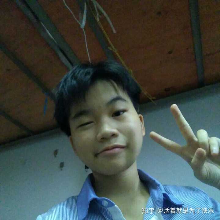 你的自拍照有多丑?
