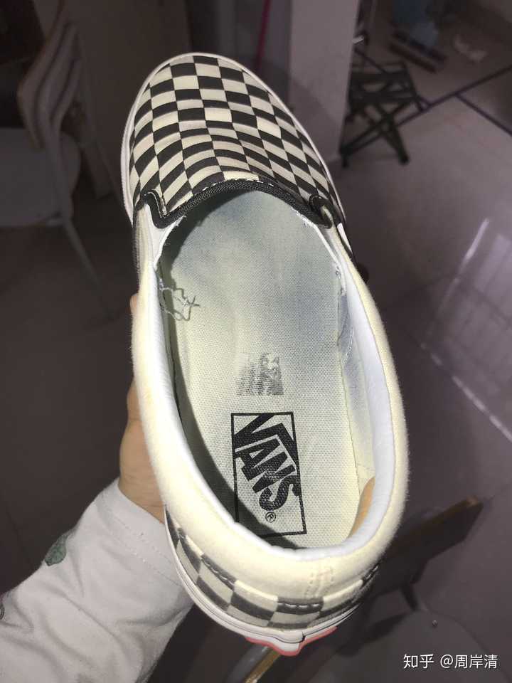 vans鞋垫才穿几次就这么脏怎么清洗呢?