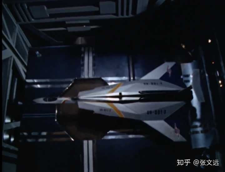 奥特警备队奥特飞鹰1号