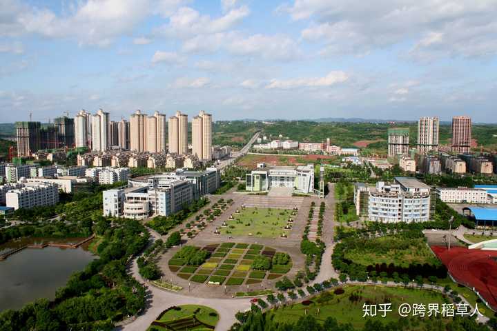 重庆文理学院的校园环境如何?