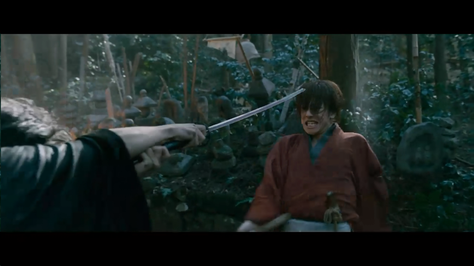 如何评价《浪客剑心》真人版三部曲的剑术动作场面?