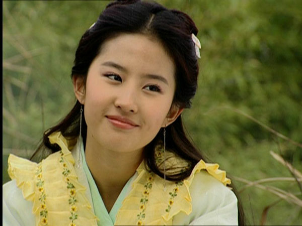 客观评价刘亦菲长相? - 美女 - 知乎