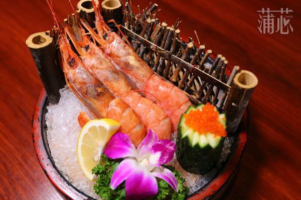 江南西超抵食日料店28元3只阿根廷红虾刺身