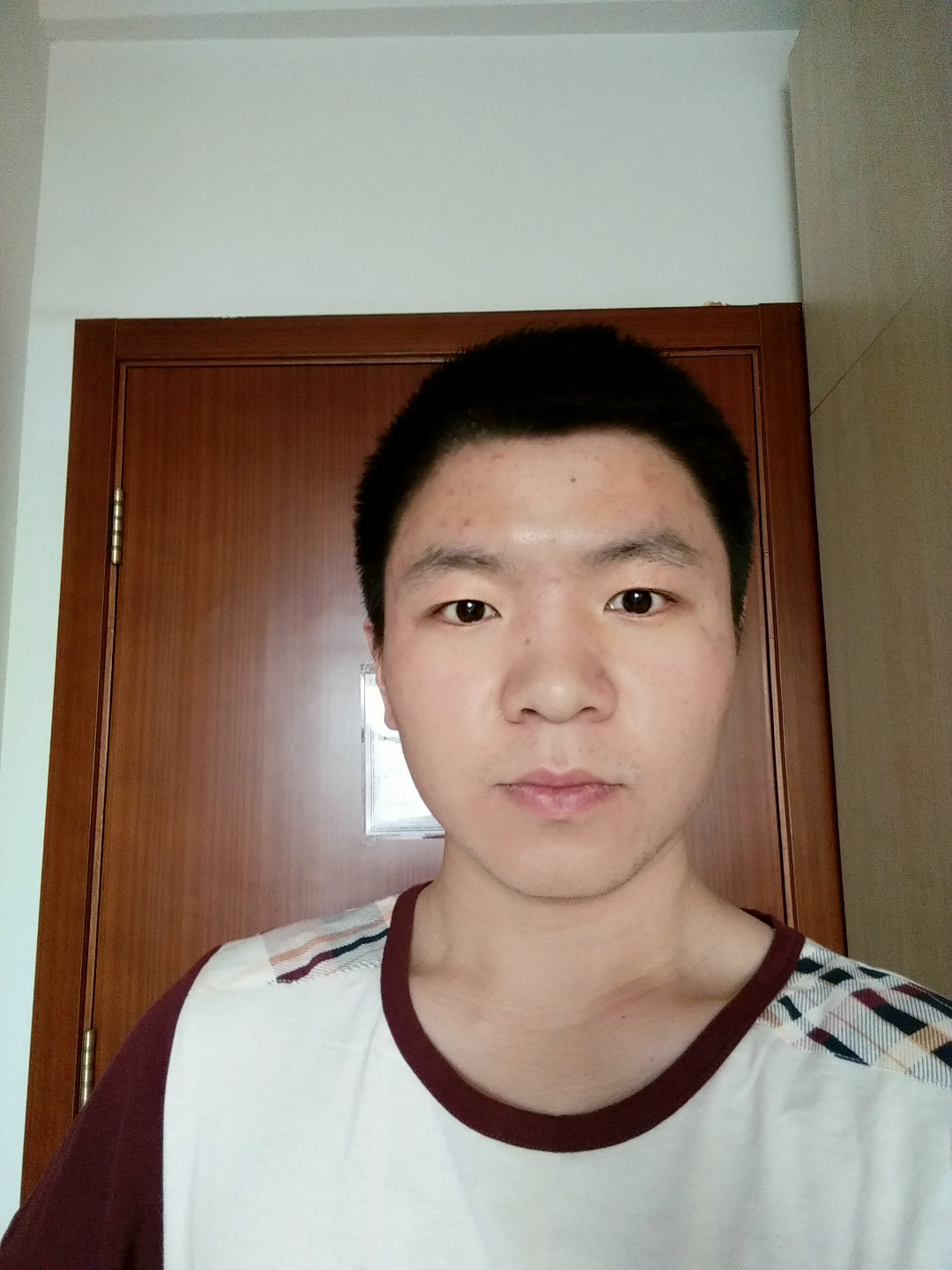 大神给我看看我要<em>理个什么发型</em>合适,感觉每次