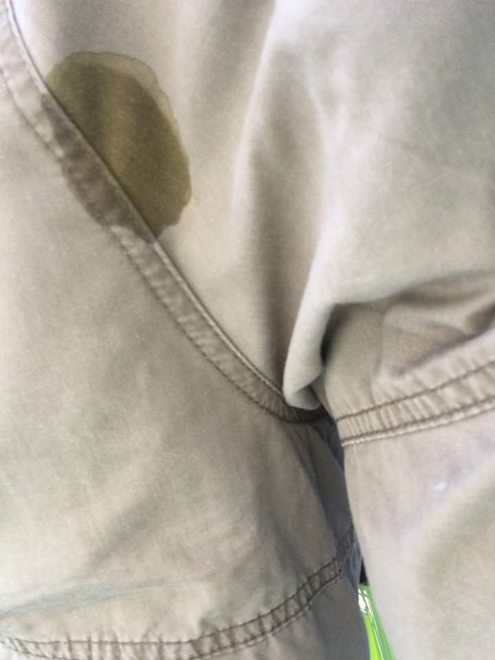 屎拉到裤子里是什么体验?