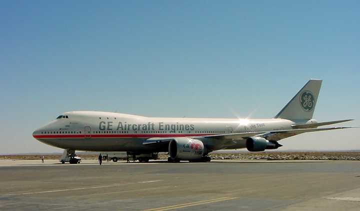 ge90-115b,115,300磅推力,世界上推力最大的喷气式发动机,没有之一.